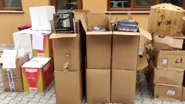 Konya'da 30 adrese kaçak tütün operasyonu: 38 gözaltı
