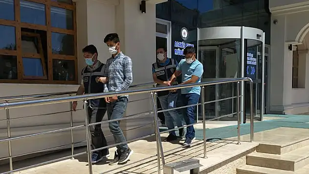Konya'da 350 bin liralık telefon dolandırıcılığı polisin operasyonuyla engellendi