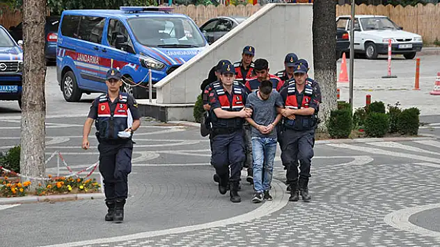 Konya'da 4 hırsızlık şüphelisi suçüstü yakalandı