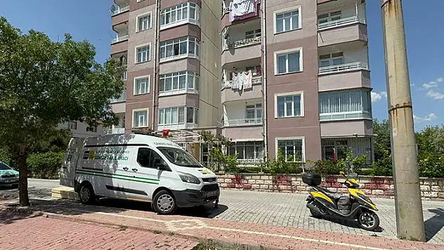 Konya'da 4 saat arayla ölü bulunan kız kardeşlerin ikisinin de hap içtiği ortaya çıktı
