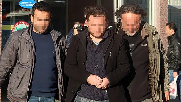 Konya'da 43 öğretmen gözaltına alındı