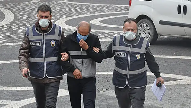 Konya'da 434 şişe kaçak içki ele geçirildi