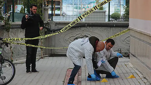Konya'da 5. kattan düşen çocuk hayatını kaybetti