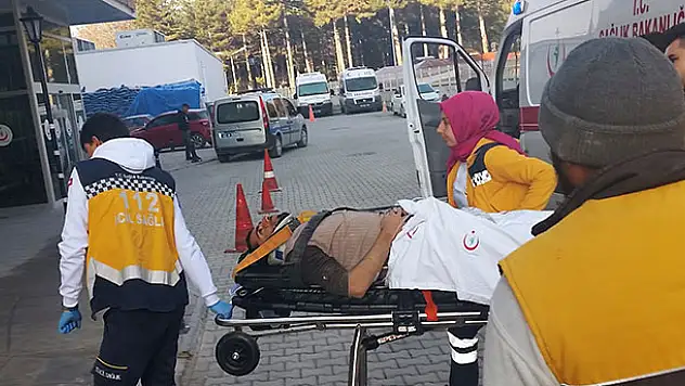 Konya'da 5. kattan düşen Suriyeli işçi ağır yaralandı
