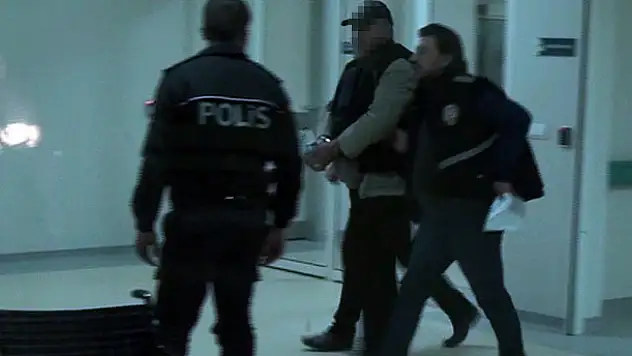 Konya'da 5 kişiyi öldüren zanlı, katliamdan önce annesinin elini ayağını öpmüş