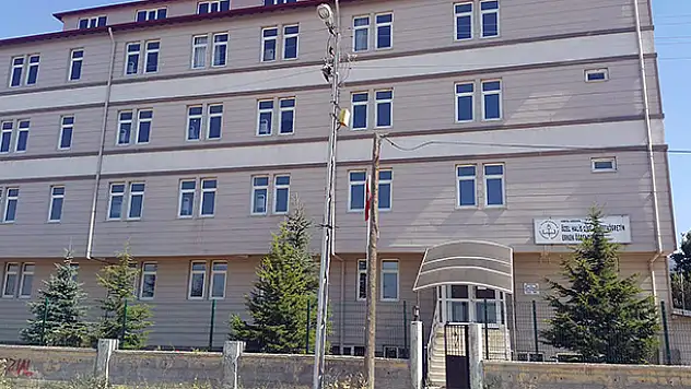 Konya'da 5 pansiyon ve yurt mühürlendi