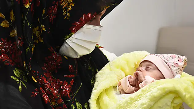 Konya'da 520 gram doğan Nisa bebek 142 gün sonra taburcu oldu