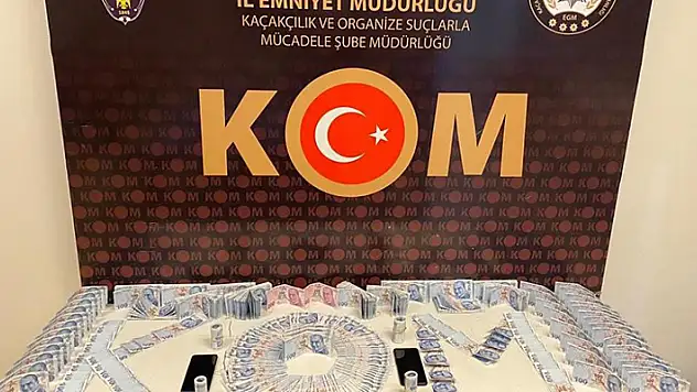 Konya'da 55 bin 100 TL değerinde sahte para ele geçirildi: 2 kişi tutuklandı
