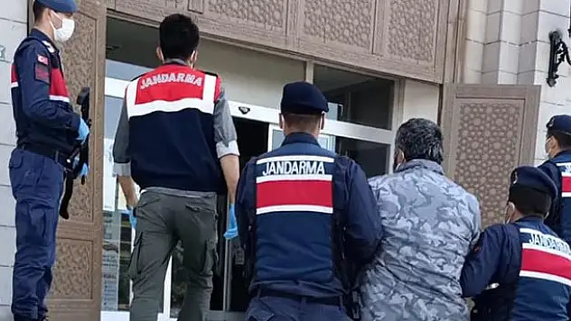 Konya'da 64 yıl 7 ay hapis cezası bulunan şahıs yakalandı