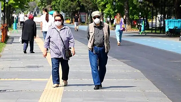 Konya'da 65 yaş ve üzerine sokağa çıkma kısıtlaması getirildi