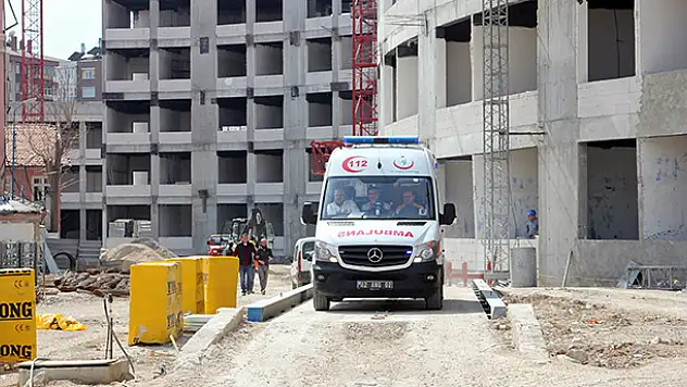 Konya'da 9. kattan düşen işçi öldü