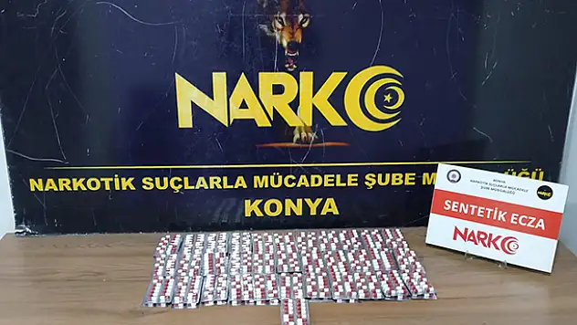 Konya'da 952 sentetik ecza hap ele geçirildi, 1 zanlı gözaltına alındı