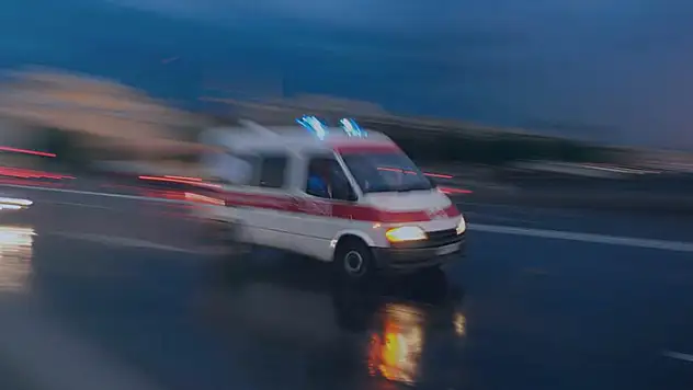 Konya'da ağaca çarpan tarım aracının sürücüsü hayatını kaybetti

