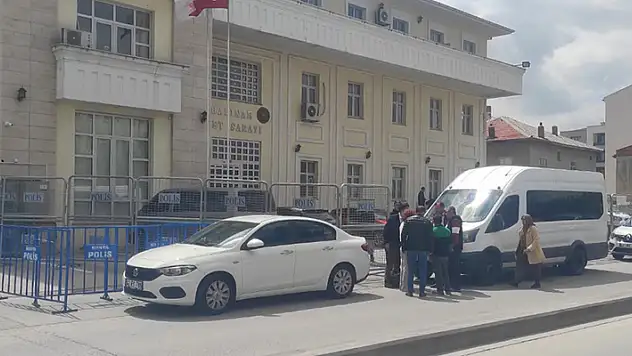 Konya'da AK Parti'li başkanın çalışanının bıçaklandığı olayda CHP'li adayın eşi tutuklandı
