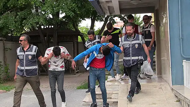Konya'da akü hırsızlığına 4 tutuklama!