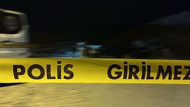 Konya'da amca-yeğen cadde ortasında vuruldu
