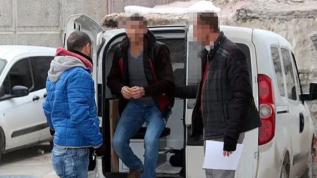 Konya'da anne ve oğluna uyuşturucu operasyonu