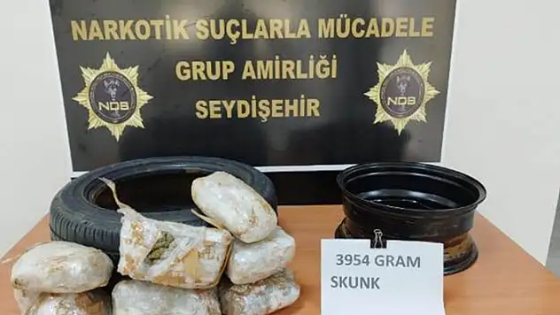 Konya'da aracında 4 kilo uyuşturucu ile yakalanan şahıs tutuklandı


