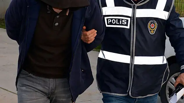 Konya'da araması olan kişi eğlence mekanında yakalandı
