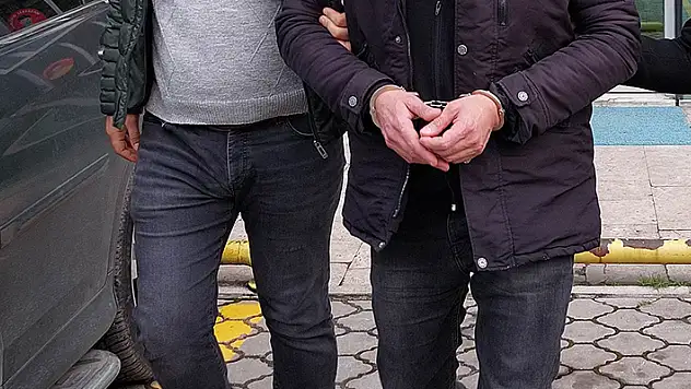 Konya'da aranan şahıs jandarmaya yakalandı

