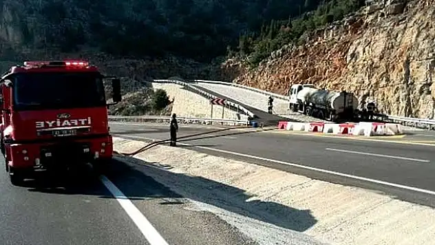 Konya'da asfalt yüklü tankerde çıkan yangın söndürüldü
