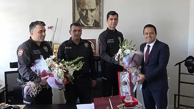 Konya'da avukatı yaralayan şüphelileri yakalayan polise barodan teşekkür
