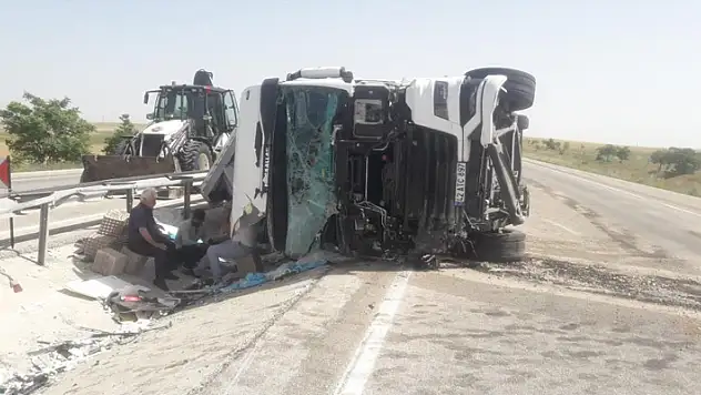 Konya'da aynı yerde 2 kaza meydana geldi: 3 yaralı
