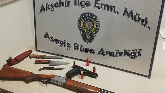 Konya'da  baba ile oğlunun karıştığı bıçaklı kavgaya 2 kişi yaralandı
