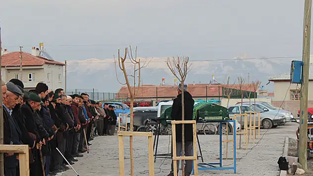 Konya'da baba oğul toprağa verildi