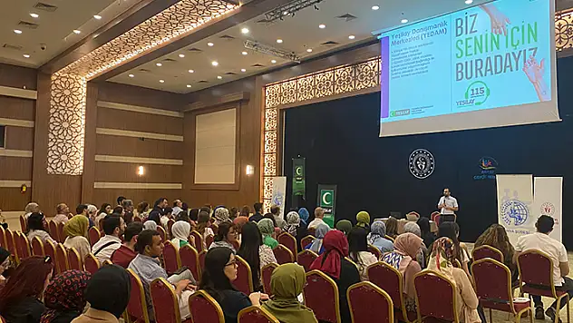 Konya'da Bağımlılık Farkındalık Eğitimleri düzenlendi
