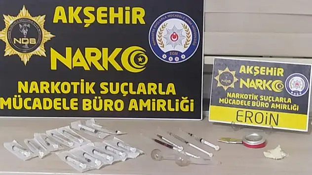 Konya'da bahçe arasında uyuşturucu kullanırken polise yakalanan 3 kişi gözaltına alındı

