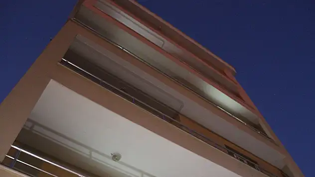 Konya'da balkondan düşen 3 yaşındaki çocuk hayatını kaybetti