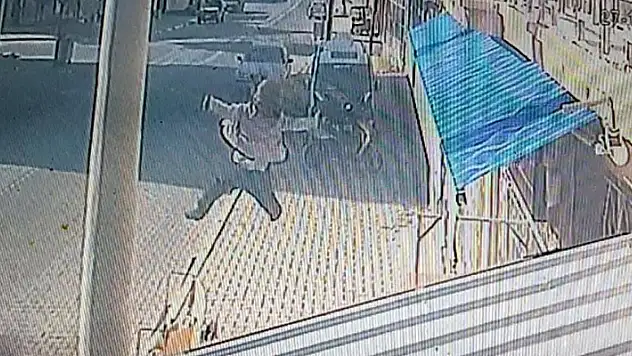Konya'da balkondan düşen bebek ağır yaralandı