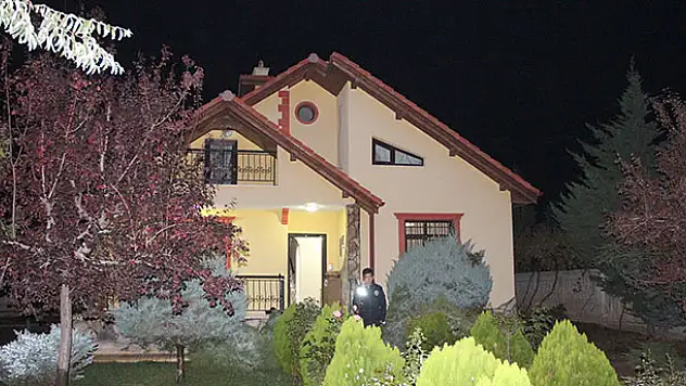 Konya'da başını televizyon sehpasına çarpan kişi öldü