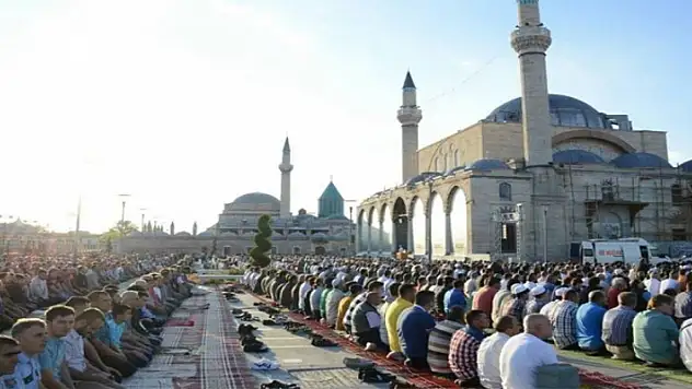 Konya'da bayram namazı 06.01'de kılınacak: İşte il il bayram namazı saatleri