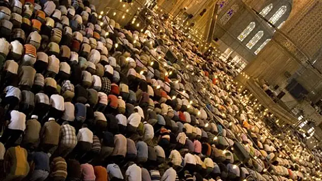 Konya'da bayram namazı saat kaçta kılınacak?