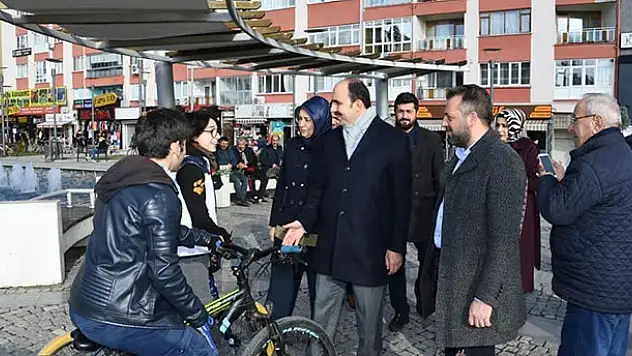 Konya'da belediye başkanları ve milletvekilleri vatandaşlarla bir araya geldi