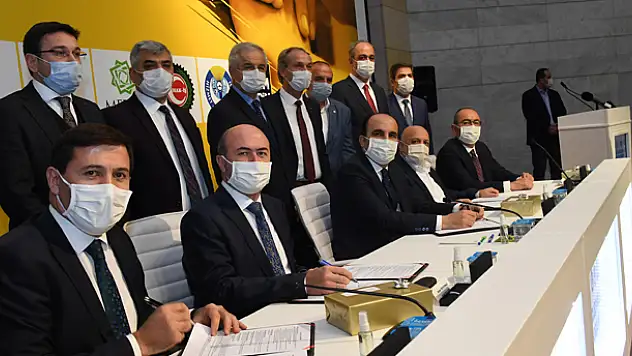 Konya'da belediye işçilerinin toplu iş sözleşmesi imzalandı