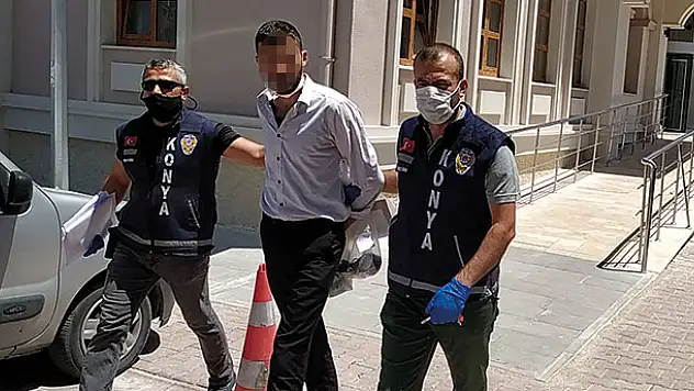 Konya'da belediye otobüsünde dehşet! Güvenlik görevlisini bıçakladı