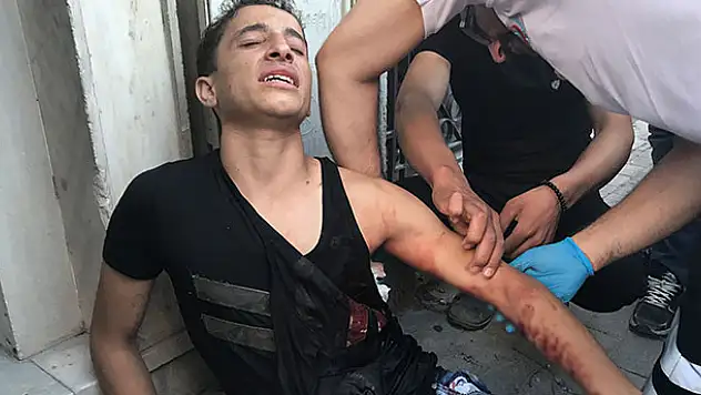 Konya'da bıçaklanan iki kardeş metrelerce yürüdükten sonra yere yığıldı
