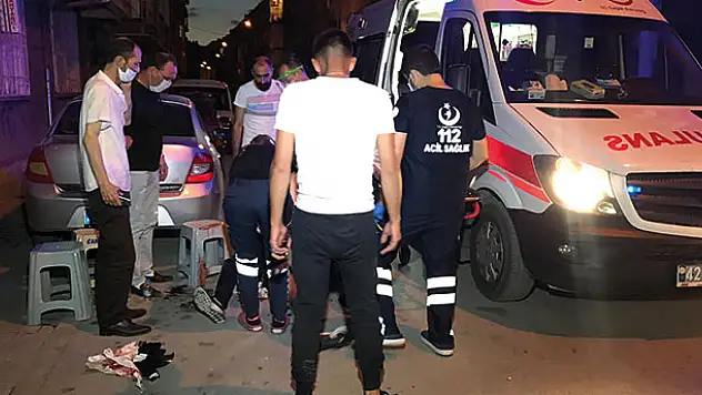 Konya'da bıçaklı kavga: 1'i ağır 3 yaralı