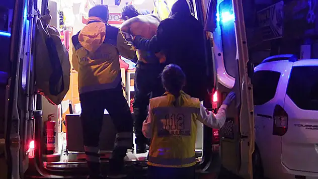 Konya'da bıçaklı kavga! Suriyeli genci 16 yerinden bıçaklandı