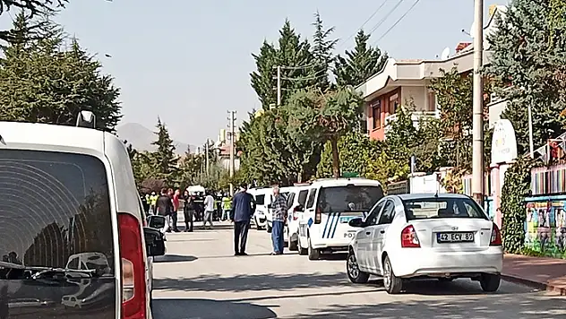 Konya'da bıçaklı saldırıda yaralanan polis memuru Mustafa Topuz'un Erzincanlı olduğu öğrenildi 
