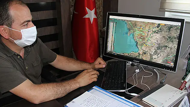 Konya'da biçerdöverler artık GSP ile uydudan takip ediliyor