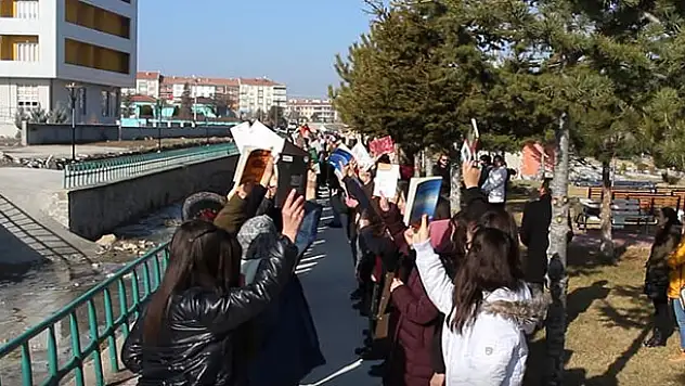 Konya'da bin 675 öğrenci aralarında okudukları kitapları değiştirdi