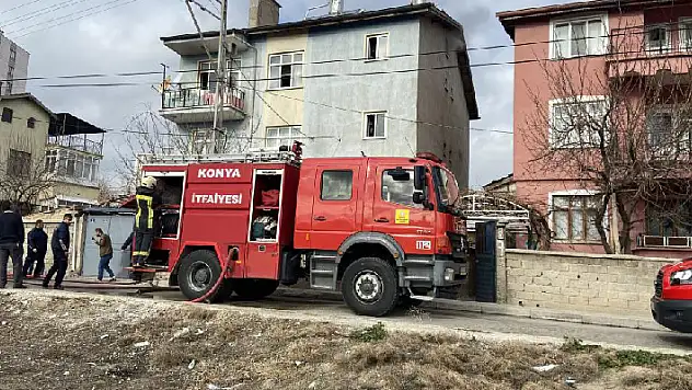 Konya'da binada çıkan yangın korkuttu
