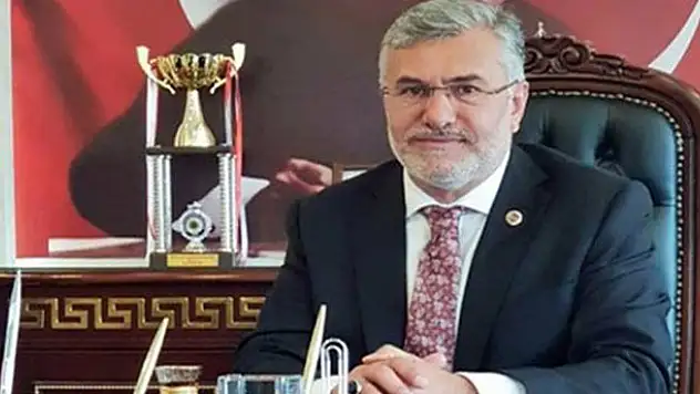 Konya'da bir belediye başkanı daha koronavirüse yakalandı