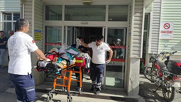 Konya'da bir çocuk oynadığı dedesinin tüfeğinin kazaen ateş almasıyla ağır yaralandı