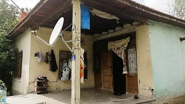 Konya'da bir evin duvarı yıkıldı! Ölen ya da yaralanan olmadı