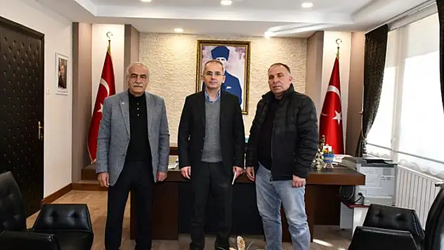 Konya'da bir fabrika işçisi sattığı otomobilin parasını depremzedelere bağışladı
